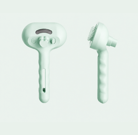 PetClean™ – Brosse Démêlante à Brumisation pour Chiens et Chats